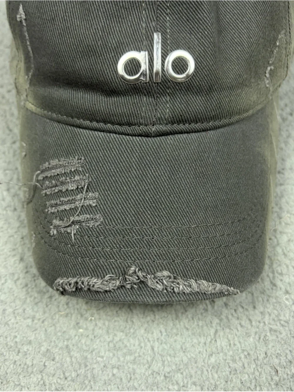 Alo Yoga Distressed Performance Trucker Hat Cap Gray Adjustable Cara Park Design